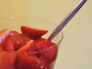 Rharbarber-Erdbeer-Sorbet