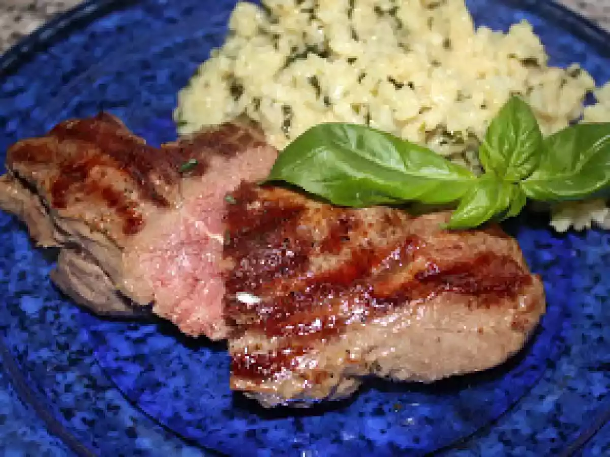 Rinderhüftsteak mit Basilikumreis