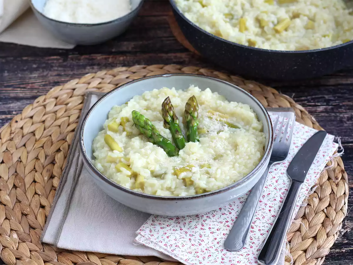 Risotto mit grünem Spargel und Parmesan