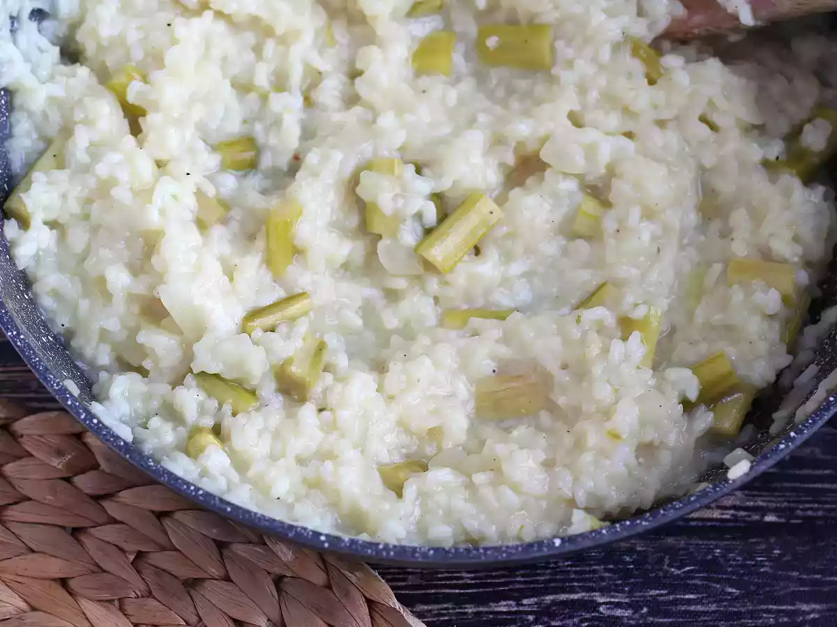 Risotto mit grünem Spargel und Parmesan - foto 4