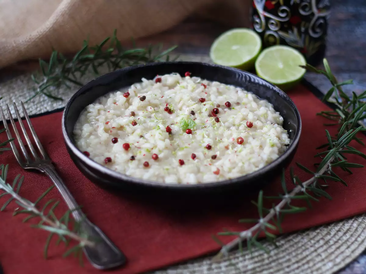 Risotto mit Limette und rosa Pfeffer: elegantes vegetarisches Rezept für besondere Anlässe - foto 3