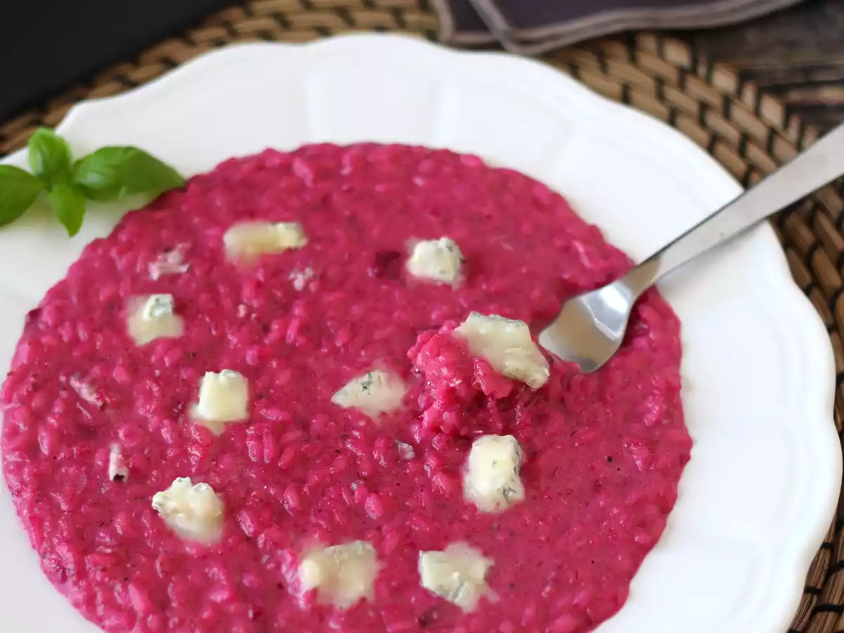 Risotto mit Roter Bete und Gorgonzola: eine Explosion von Farben und intensiven Aromen - foto 4