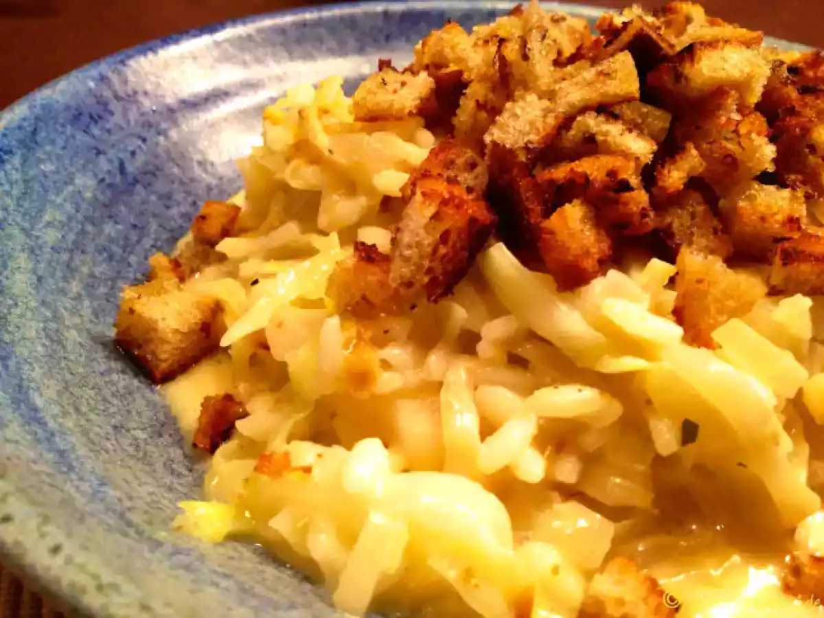 Risotto mit Spitzkohl und Croutons