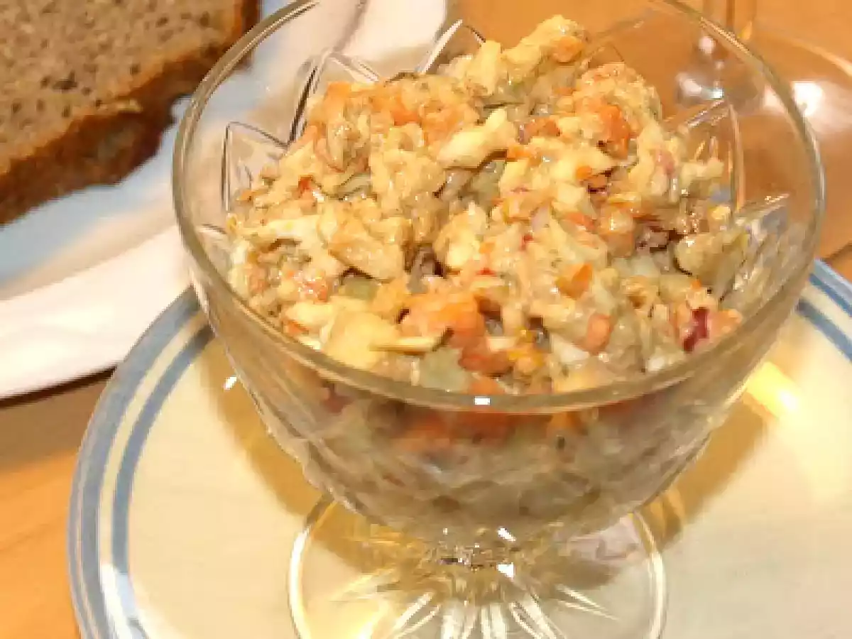 ROHKOSTSALAT MIT DRESSING