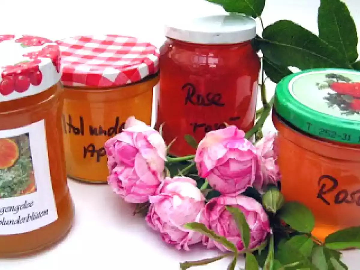 Rosengelee und Holunderblütengelee - Sommer im Glas