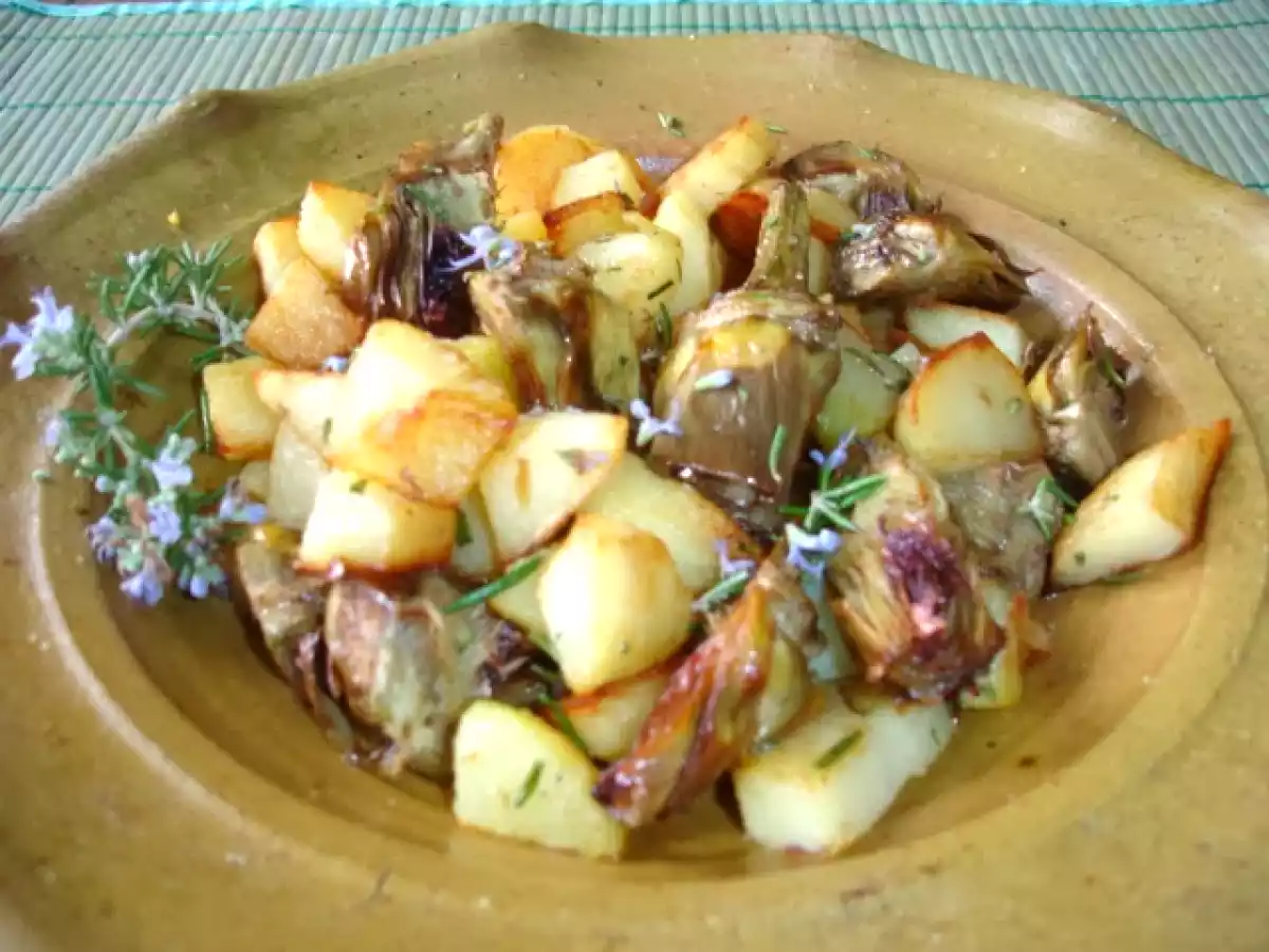 Rosmarinkartoffeln mit lila Artischocken