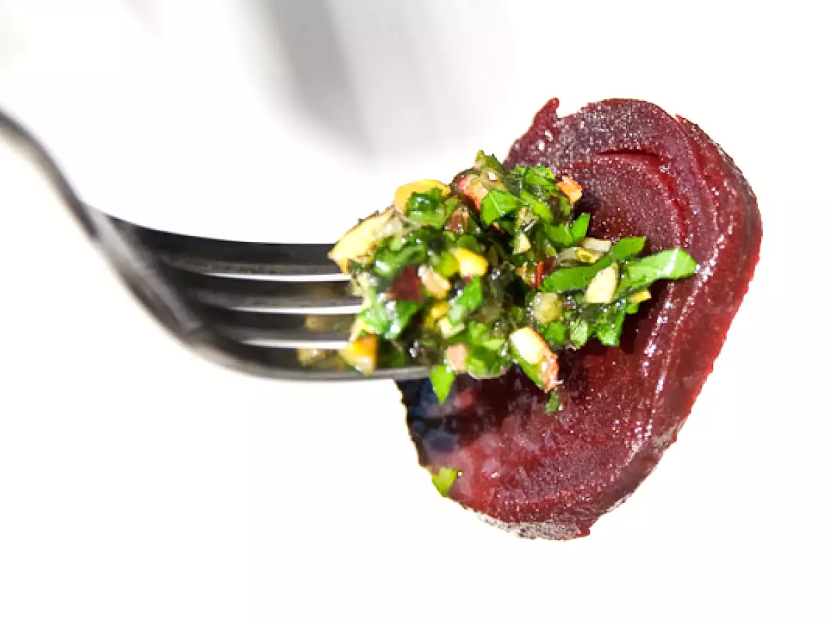 Rote Beete Salat mit Pistazien Dressing