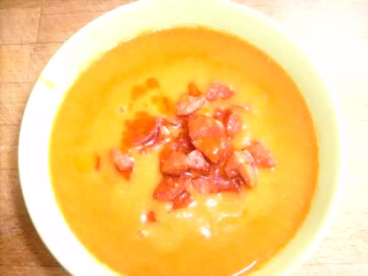 Rote Linsensuppe mit Chorizo