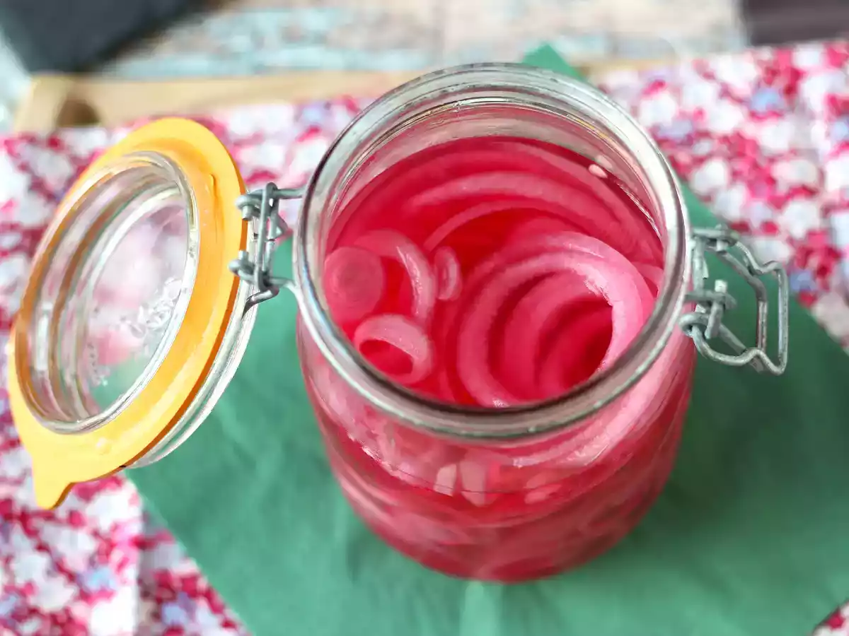 Rote Zwiebelpickles, perfekt zum Aufpeppen Ihrer Gerichte! - foto 6