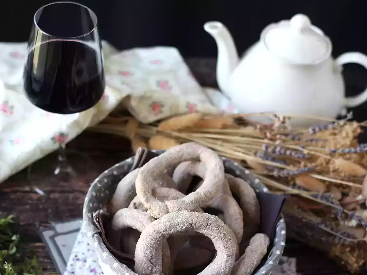 Rotweinkrapfen: Großmutters Rezept, das jeder kennen sollte! - foto 2