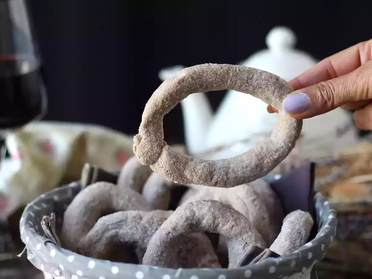 Rotweinkrapfen: Großmutters Rezept, das jeder kennen sollte! - foto 4