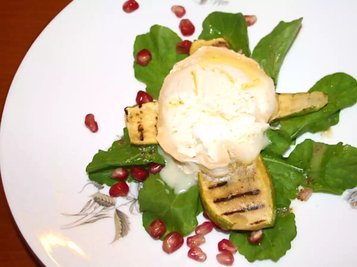 Rucola und Zucchini Salt mit Chèvre