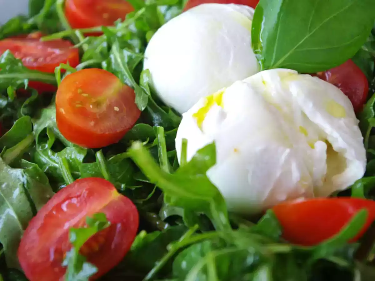 Rucolasalat mit Mozzarella