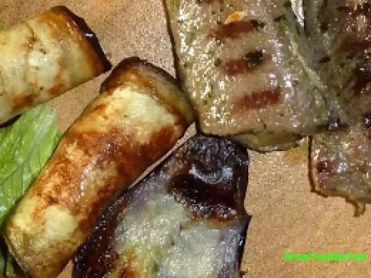 Russische Auberginenröllchen