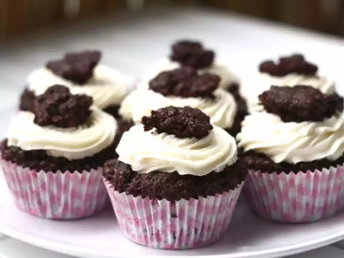 Sachertorte inspired Cupcakes