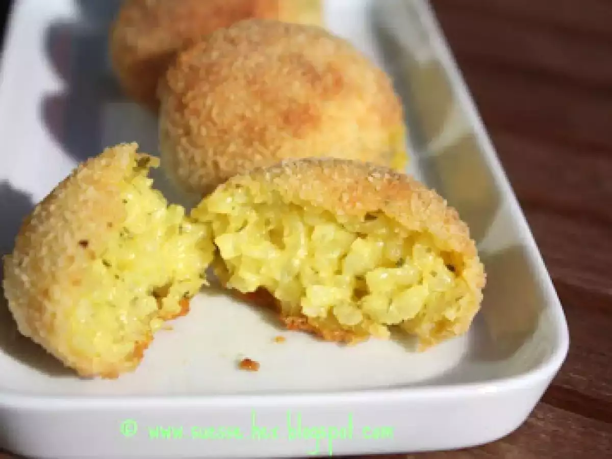 Safranreisbällchen = Arancini