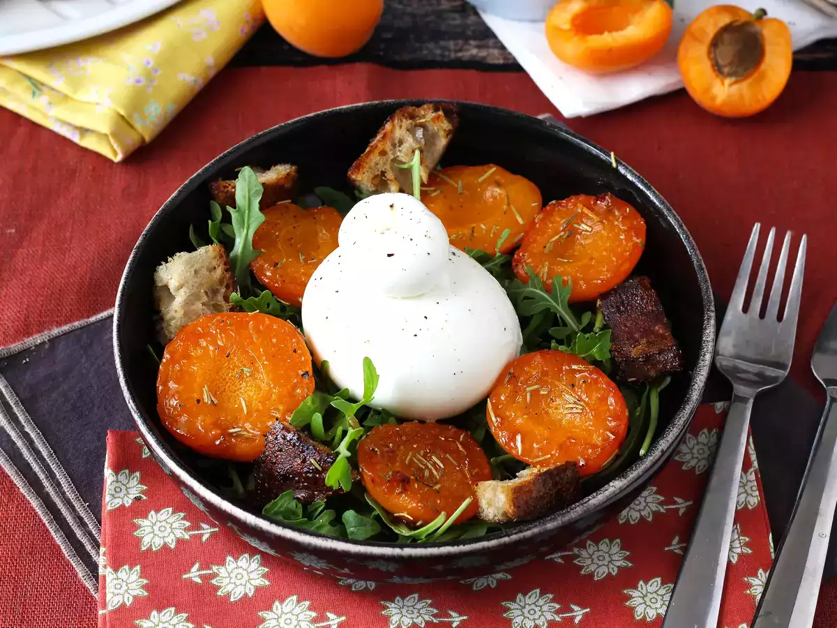 Salat aus gerösteten Aprikosen, Rucola und Burrata - foto 5