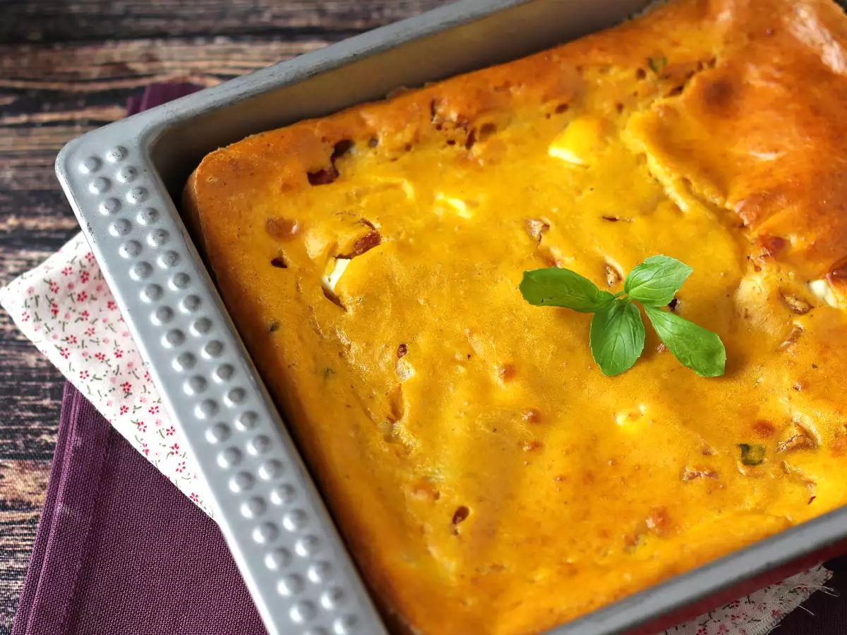 Salziger Brownie mit Schinken, Feta und Kürbis: Das perfekte Rezept, um eine Suppe wiederzuverwenden! - foto 6