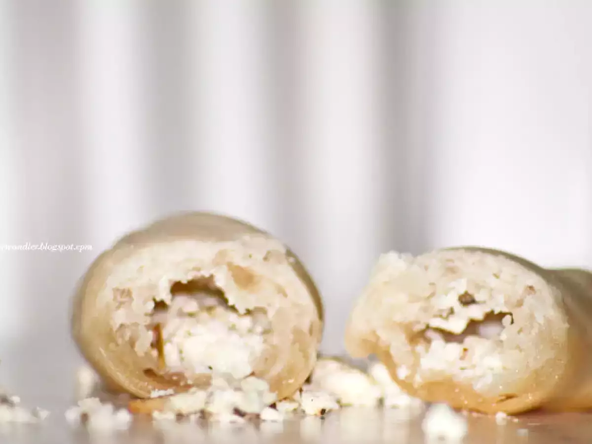 Schafskäseröllchen