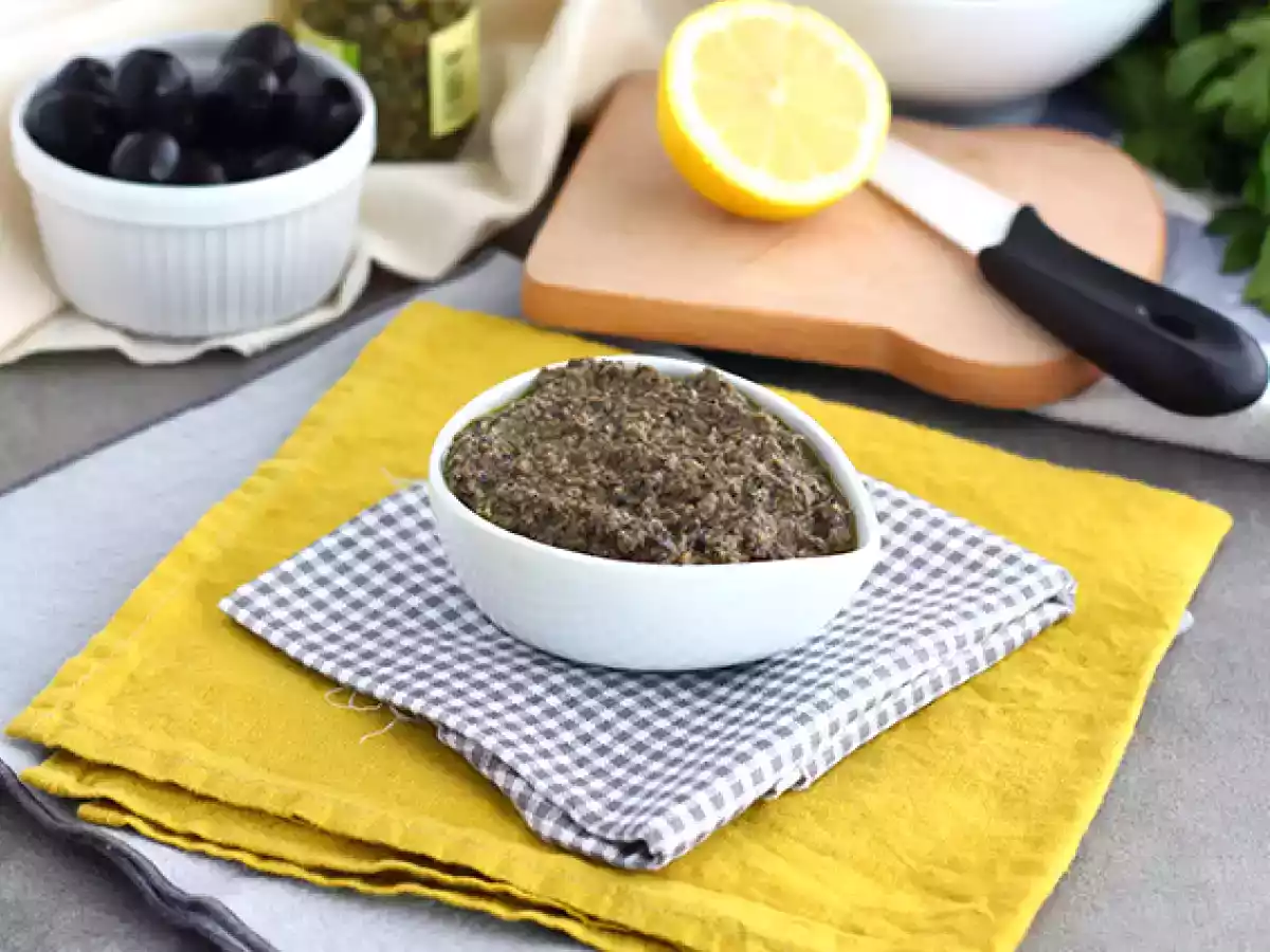Schnelle Tapenade mit schwarzen Oliven