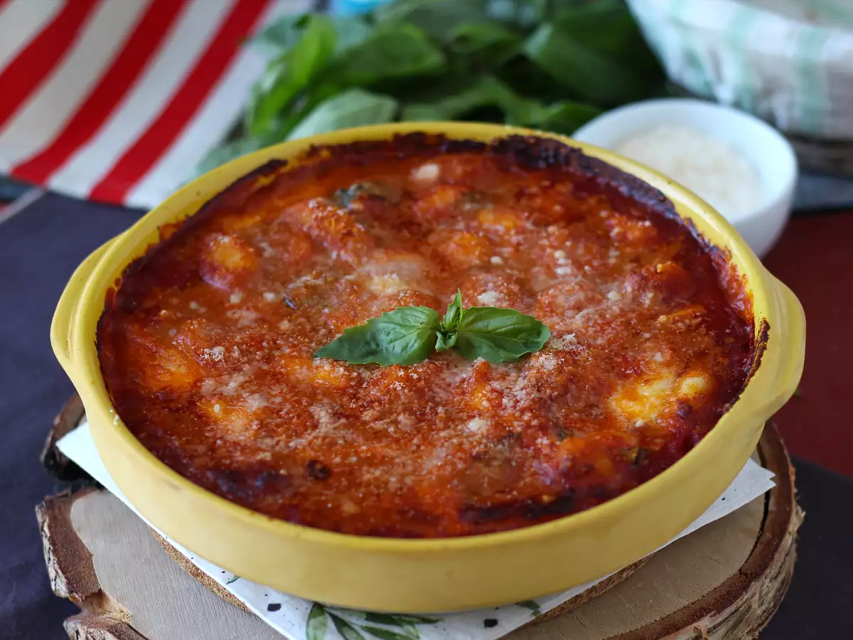 Schneller, herzhafter Gnocchi-Auflauf mit Tomate und Mozzarella – Gnocchi alla Sorrentina aus dem Ofen - foto 4