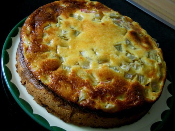 Schneller rhabarberkuchen mit schmandguss - Rezept Petitchef