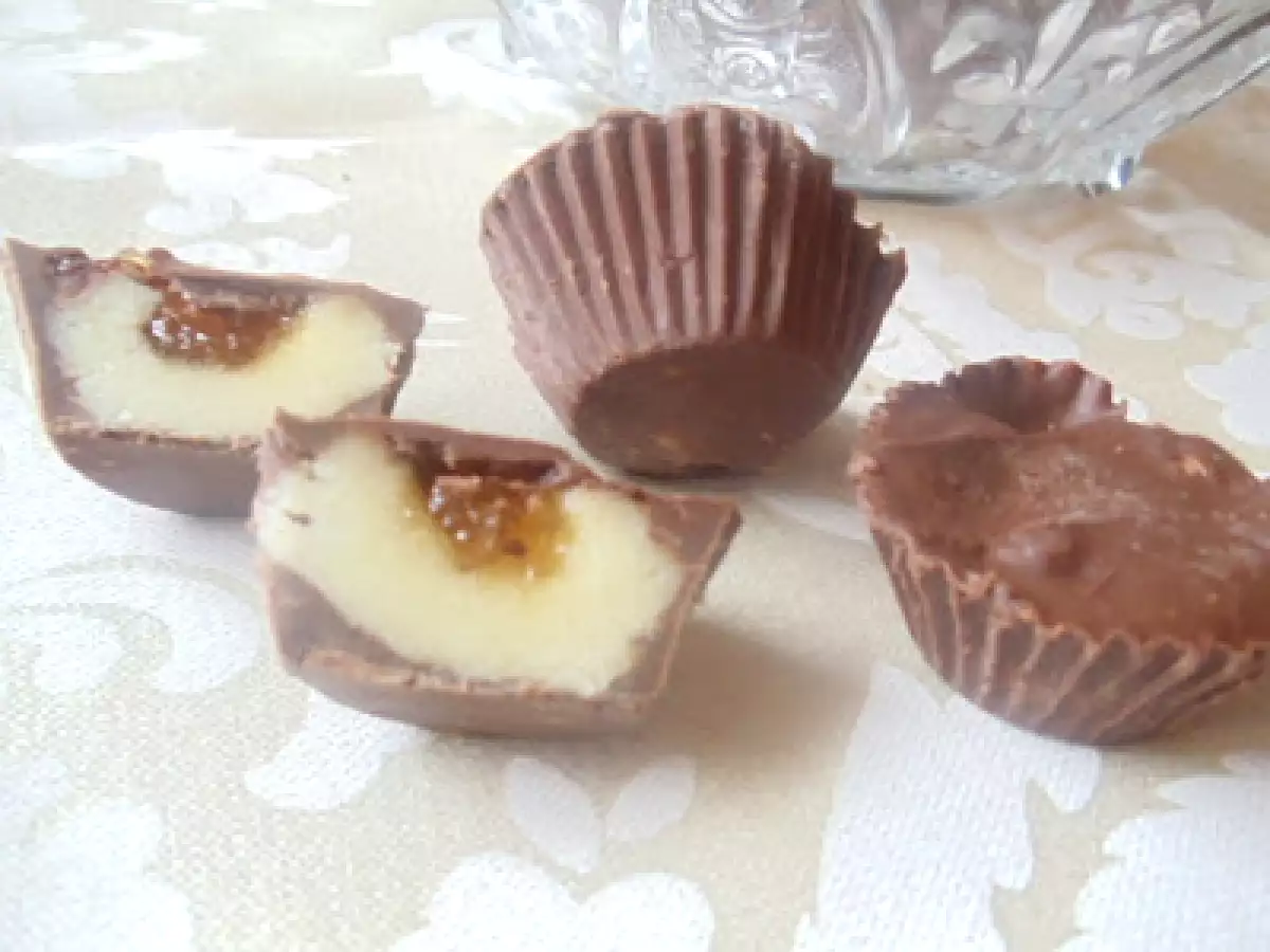 SCHOKO-MARZIPANPRALINEN MIT ORANGEN