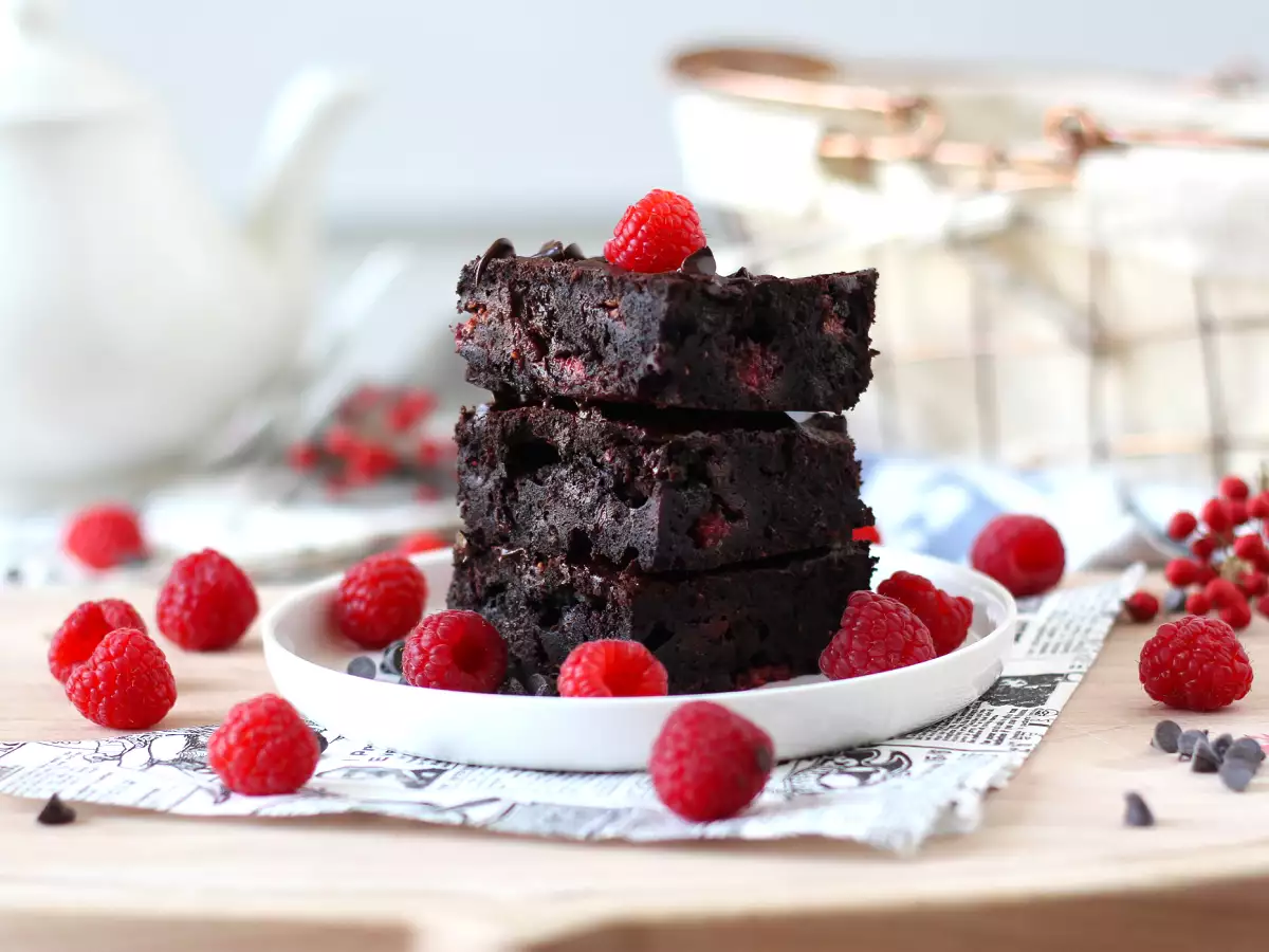 Schokoladen-Himbeer-Brownie, die Feinschmeckerei pur! - foto 3