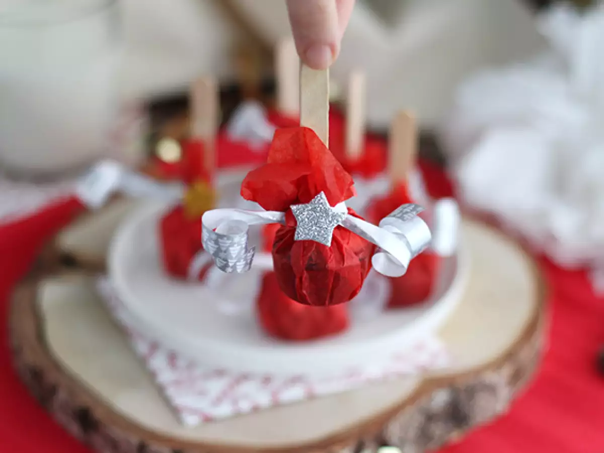 Schokoladen-Lollis für heiße Schokolade mit Zartbitterschokolade und Marshmallows - foto 2
