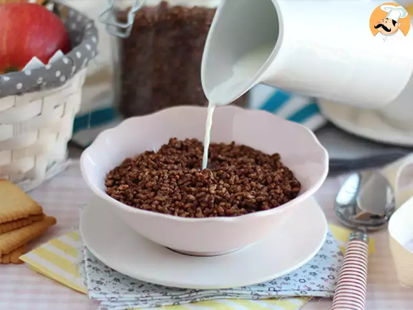 Schokoladen-Puffreis-Cerealien. Kokosnuss Pops, foto 1