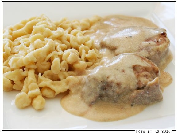 Schweinemedaillons in cognac-sahne-sauce mit spätzle - Rezept Petitchef