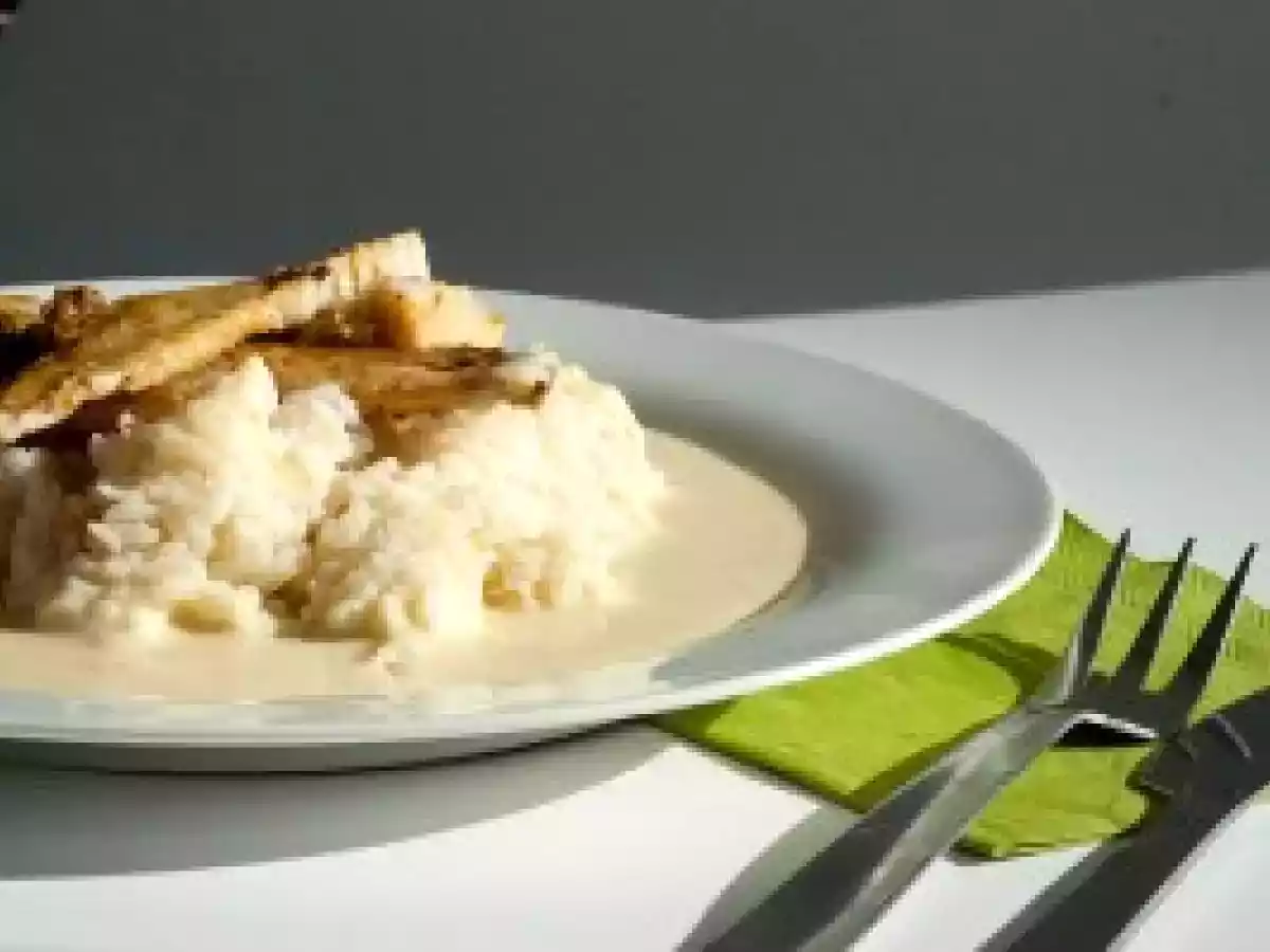 Seelachs mit Se-Me-Sa-Sauce auf Reis