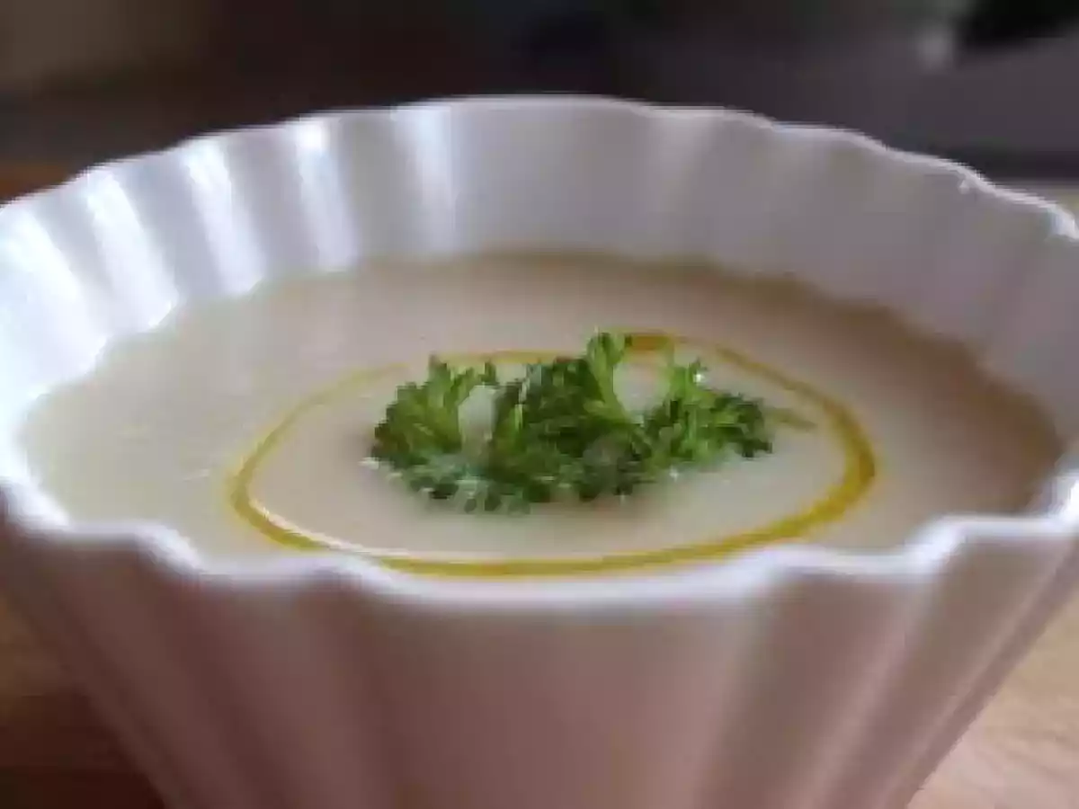 Sellerie-Bohnen-Birnen-Süppchen