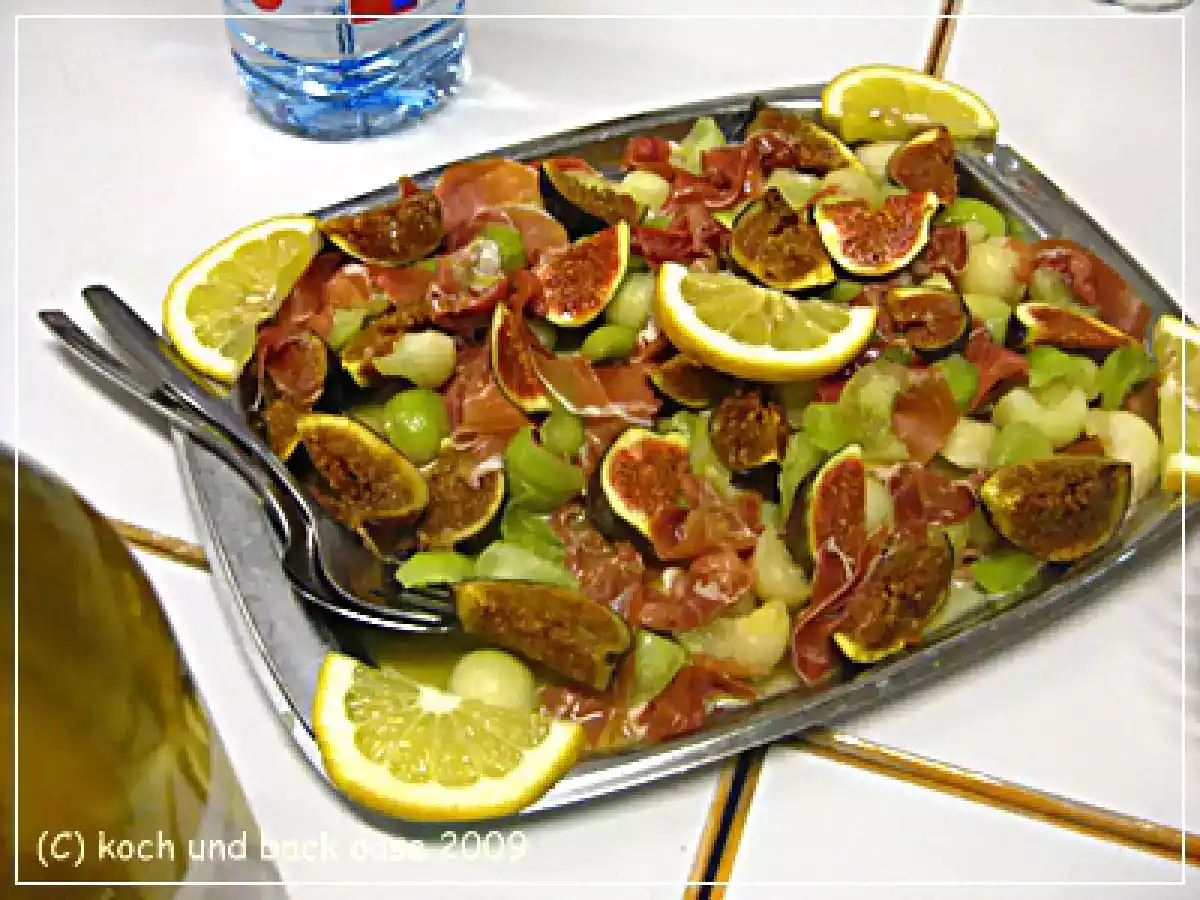 Serranoschinken mit Feigen und Melone