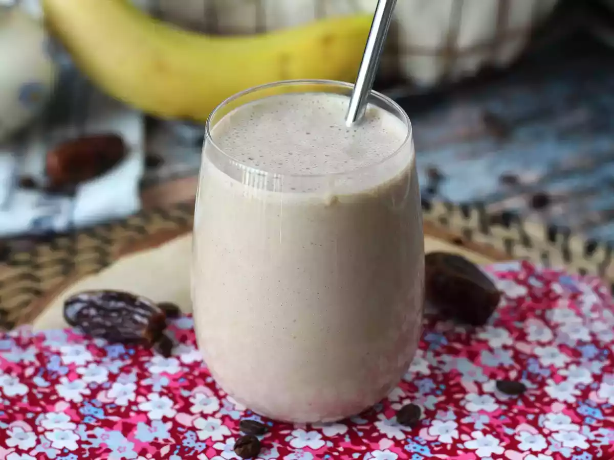 Smoothie mit Kaffee und Datteln, der wach macht! - foto 6