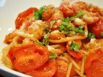 Spaghetti mit Shrimps, Kirschtomaten & Knoblauch