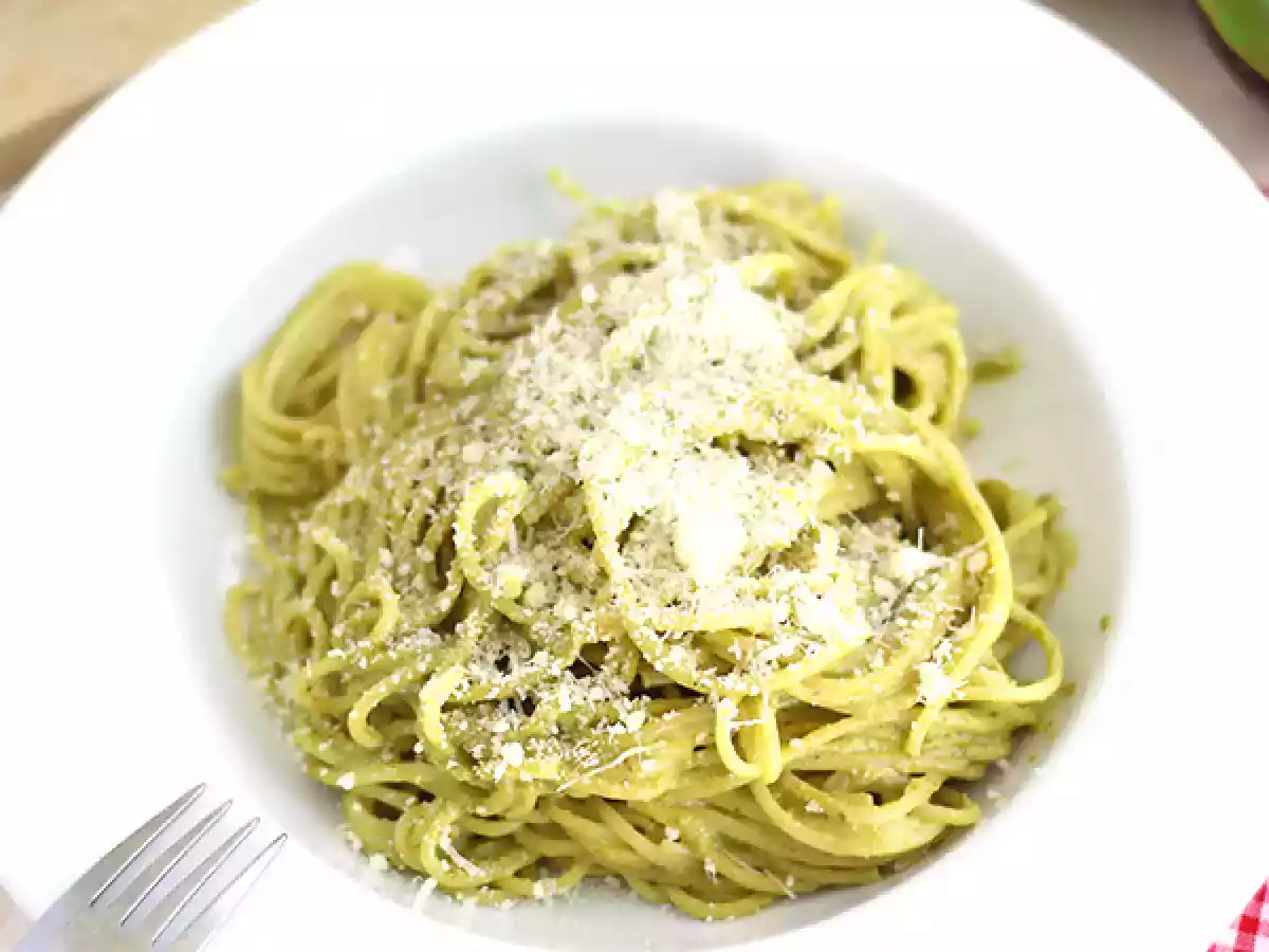 Spaghetti-Nudeln Carbonara aus Avocado - foto 2