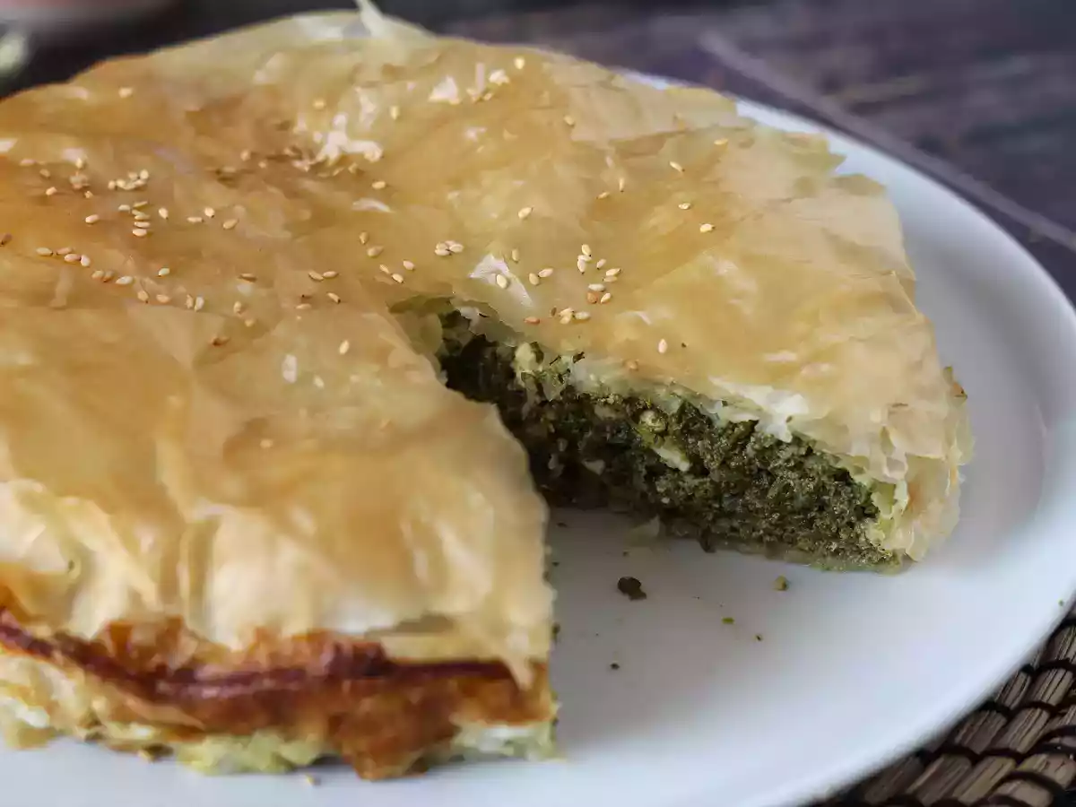 Spanakopita, der griechische Spinat- und Fetakuchen super einfach zuzubereiten - foto 2
