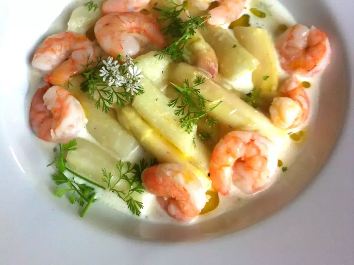 Spargelragout mit Zitrone und Garnelen - sehr fein!