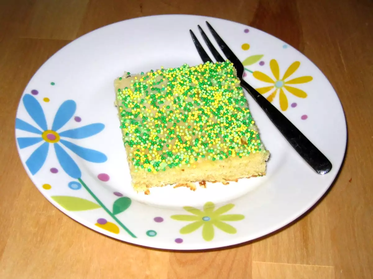 Sprinkled Lemon Bars | Zitronenküchlein - foto 3