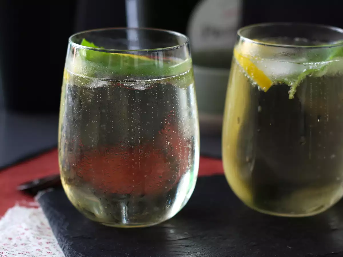 St-Germain-Spritz mit Holunderblütenlikör – der ultrafrische Sommercocktail - foto 2