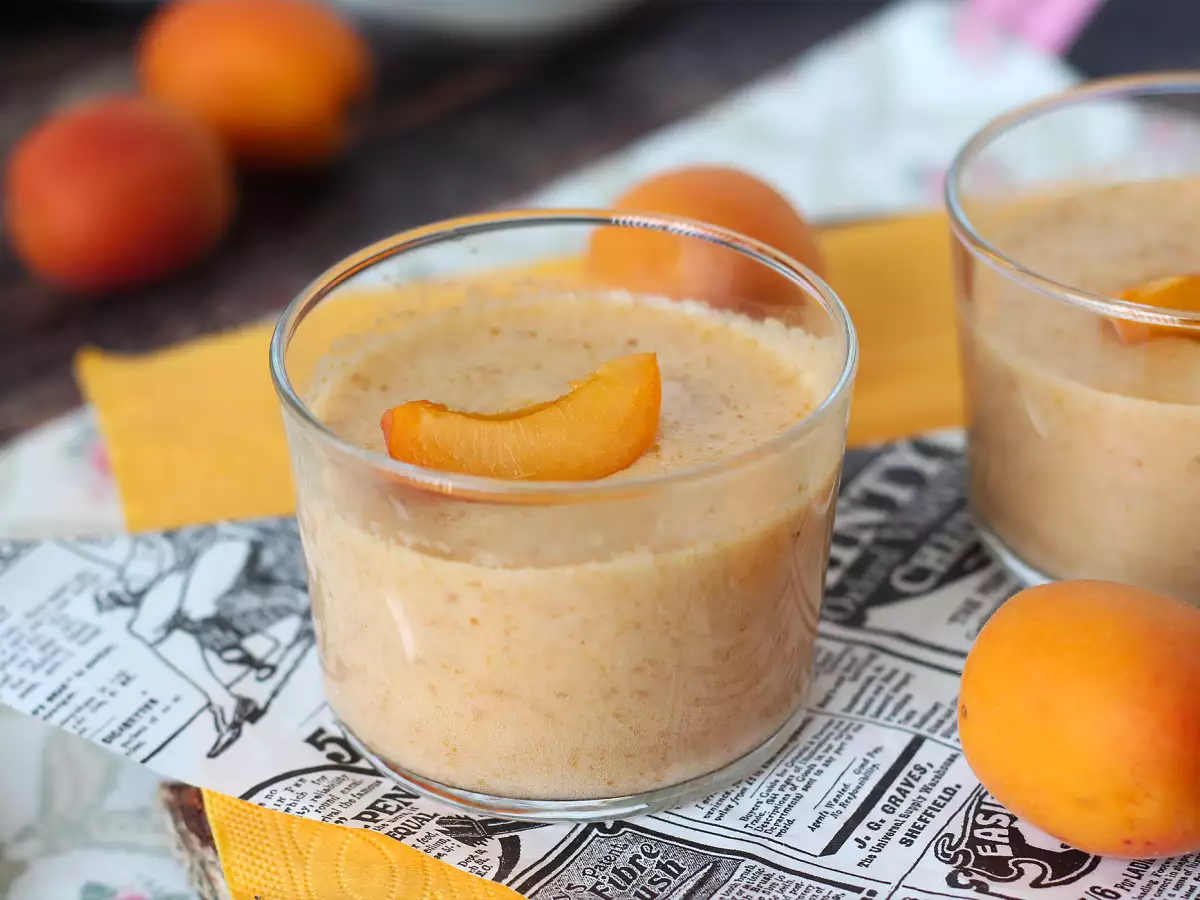 Super einfache Aprikosenmousse ohne Backen und mit wenigen Zutaten!