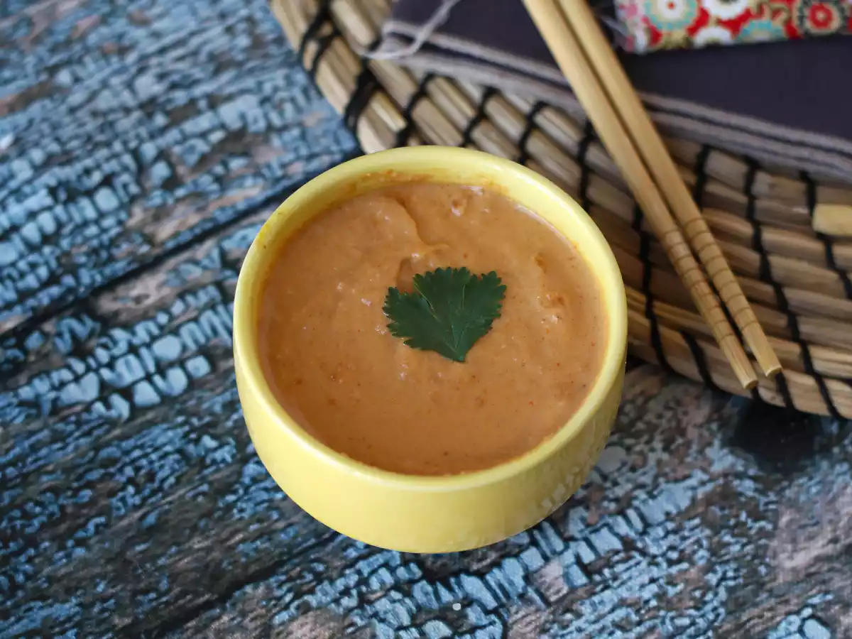 Super tröstliche Erdnuss-Satay-Sauce