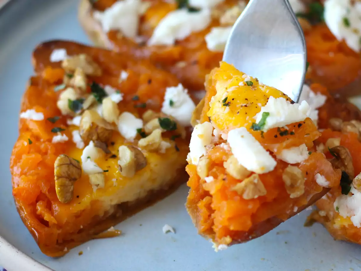 Süßkartoffel aus dem Ofen mit Ei und Feta : einfach und vegetarisch - foto 3
