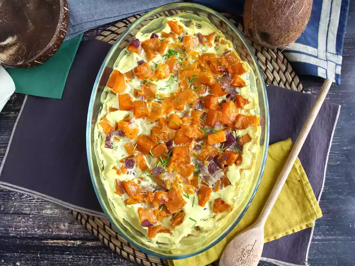 Süßkartoffelgratin, gewürzt mit Kokosmilch und Curry - foto 4