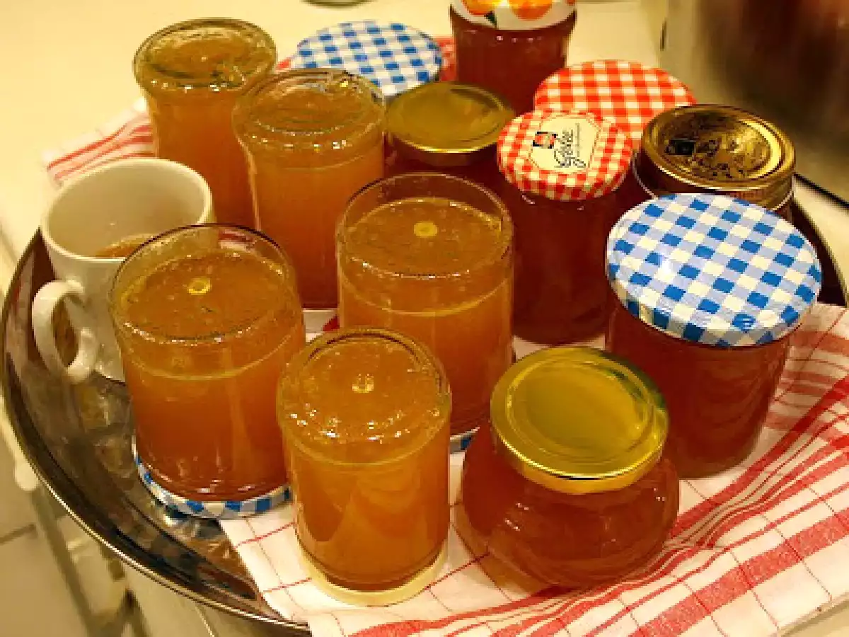Süsse Orangenmarmelade mit Cointreau