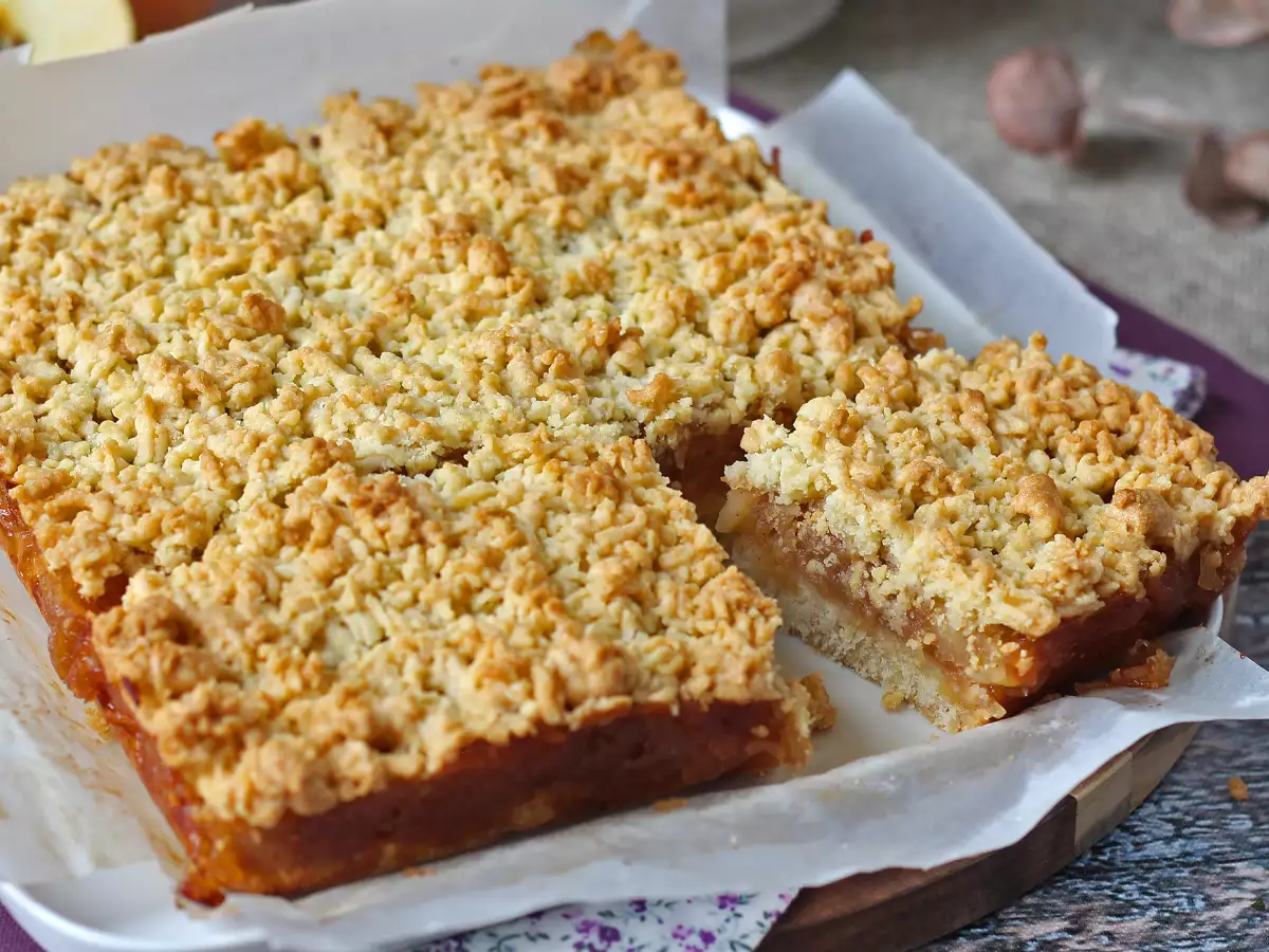 Szarlotka : polnischer Apfelkuchen mit knusprigen Streuseln - foto 2