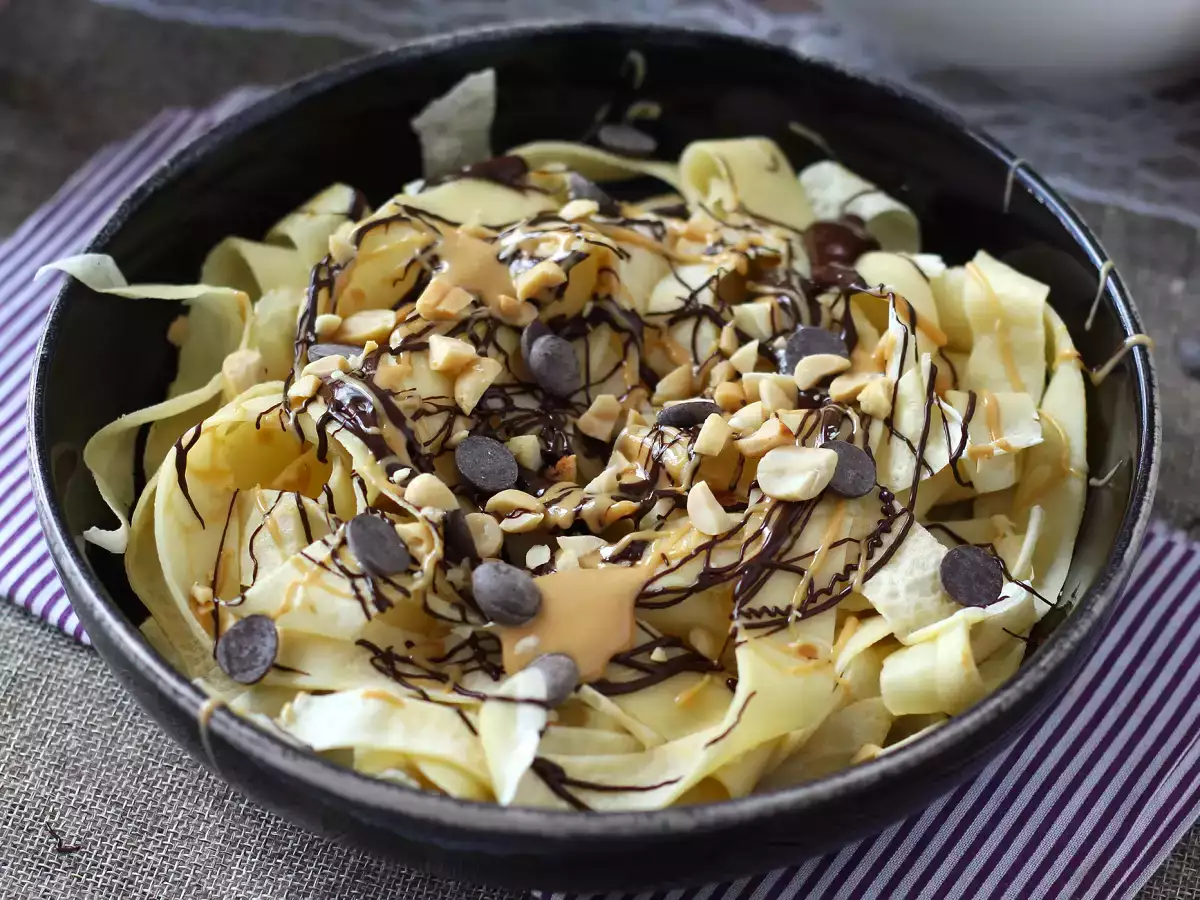 Tagliatelle aus Pfannkuchen mit Schokolade und Erdnüssen! - foto 6