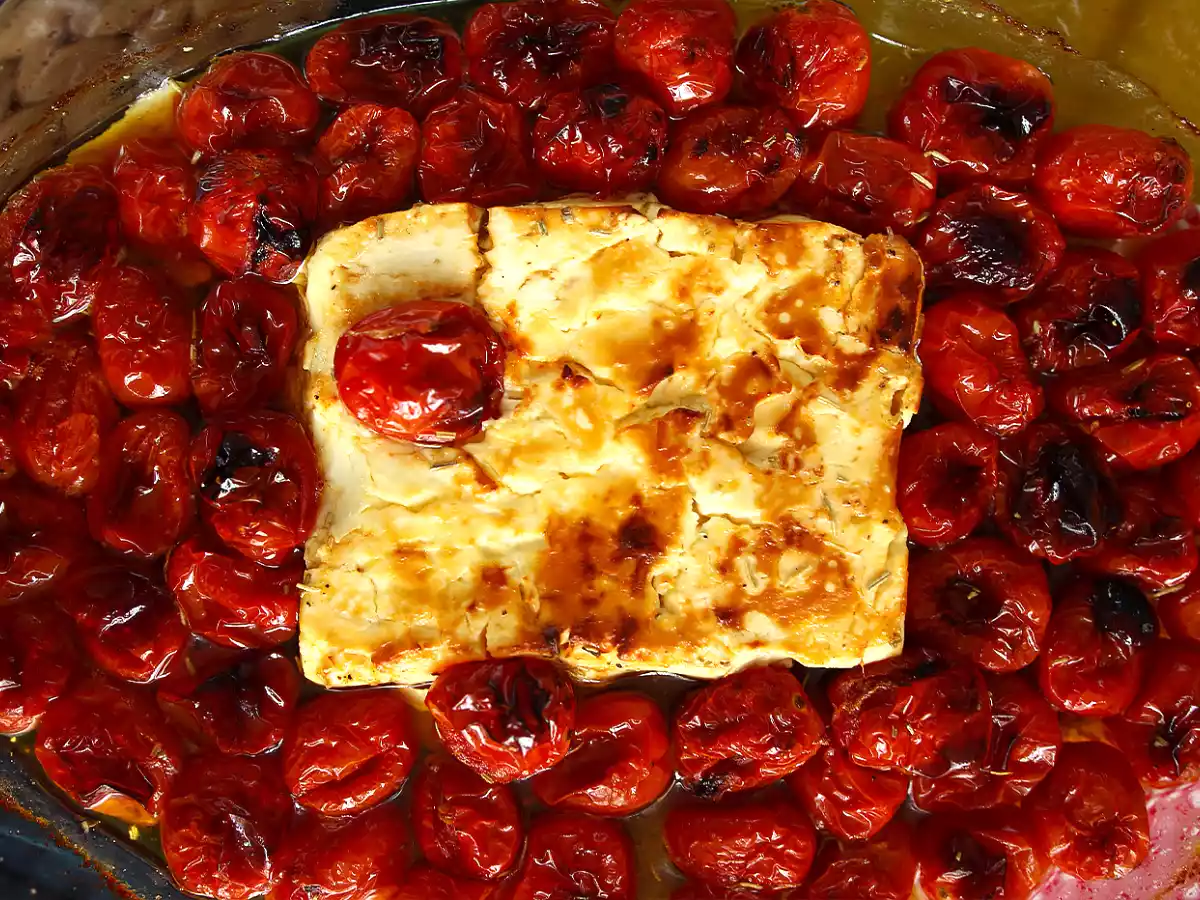 Tagliatelle-Feta-Kirschtomaten – gebackene Feta-Nudeln - foto 3