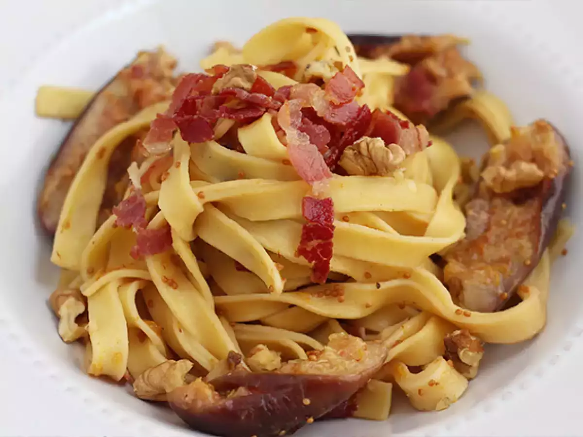 Tagliatelle mit Feigen und Pancetta - foto 2